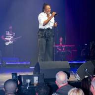 Charlotte Dipanda au Cirque Royal : quand la diva camerounaise fait voyager Bruxelles